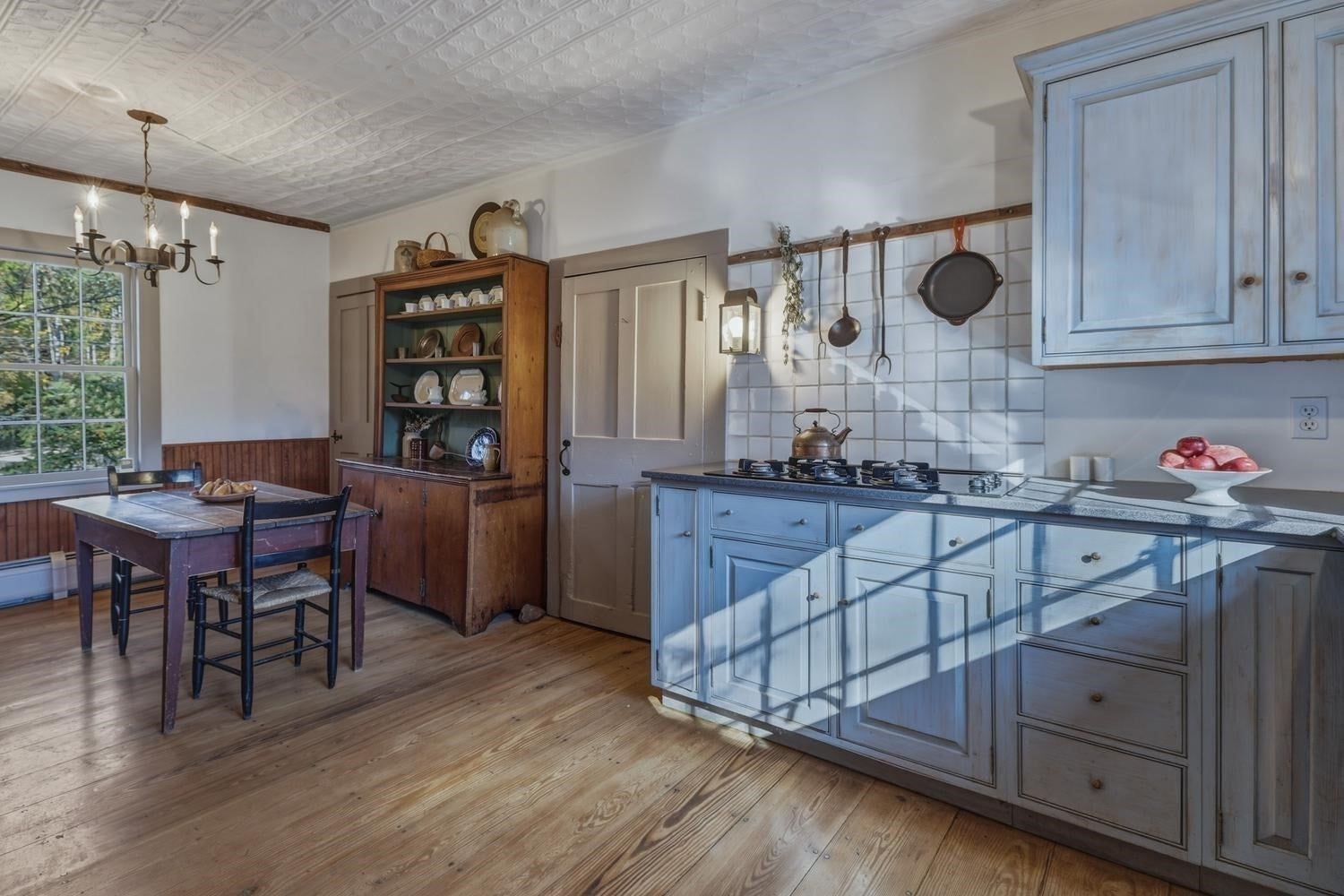 65 Parish Road, Worthington, MA Photo #11