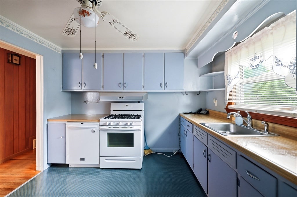 23 Steuben St, Springfield, MA, 23 Steuben St, Springfield, MA Photo #7