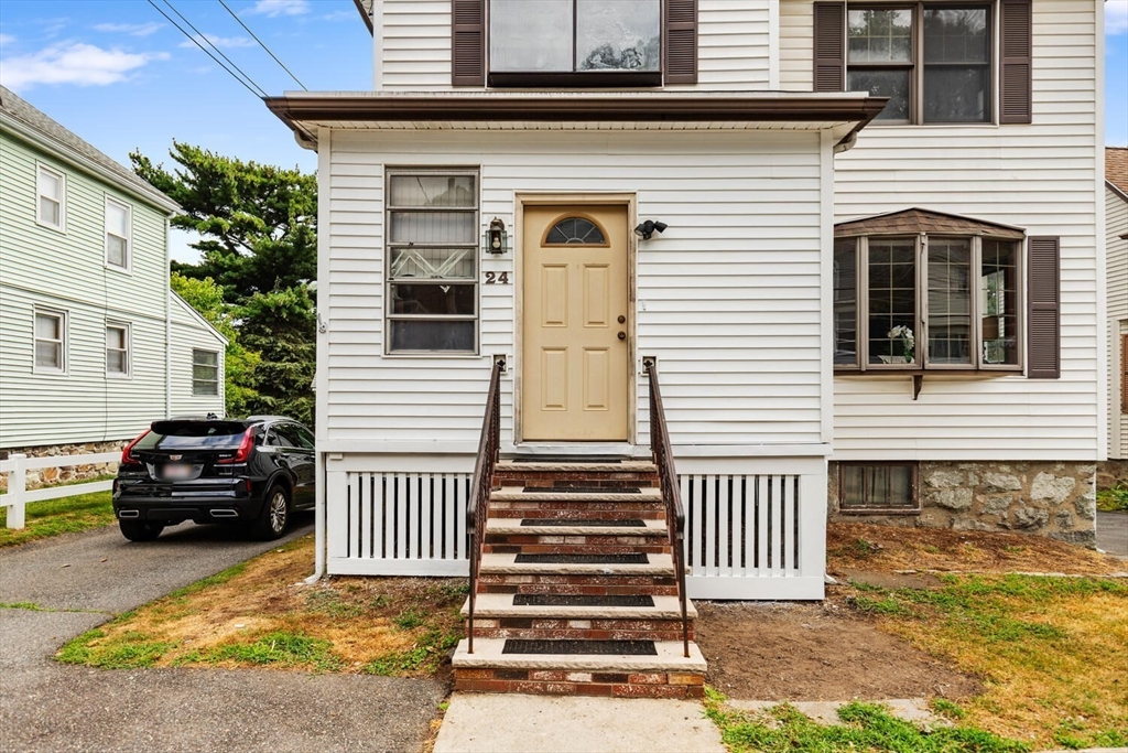 24 Endicott St