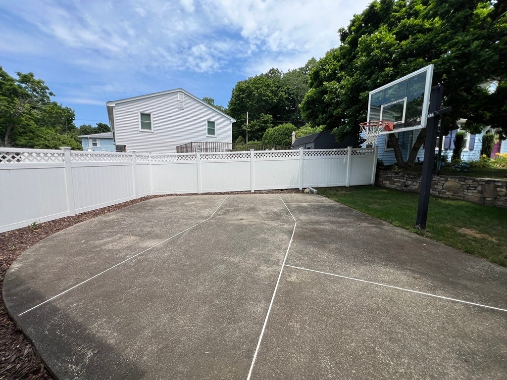 12 Jeremiah Cir, Medford, MA, 12 Jeremiah Cir, Medford, MA Photo #27