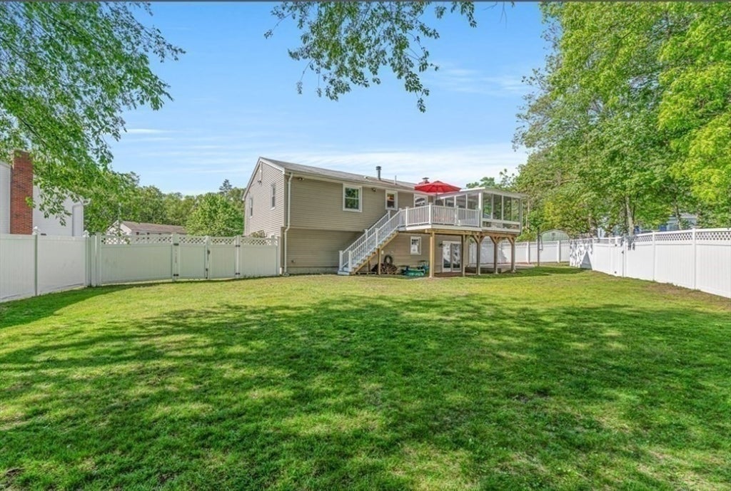 12 Jeremiah Cir, Medford, MA, 12 Jeremiah Cir, Medford, MA Photo #2