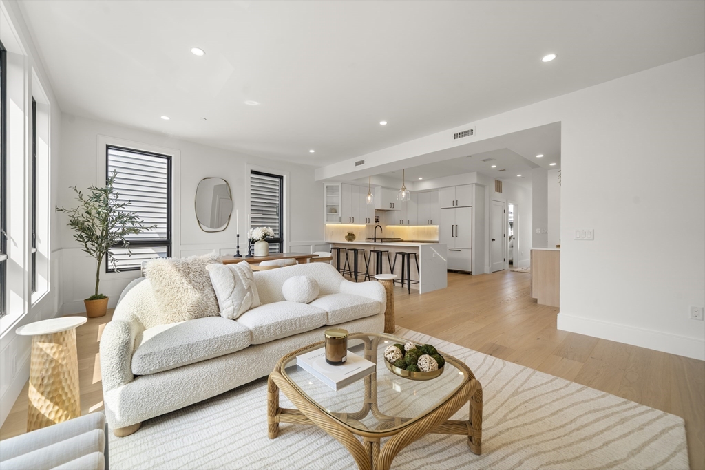 136 West Eighth Four