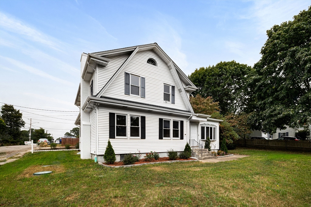 1745 Diamond Hill Rd