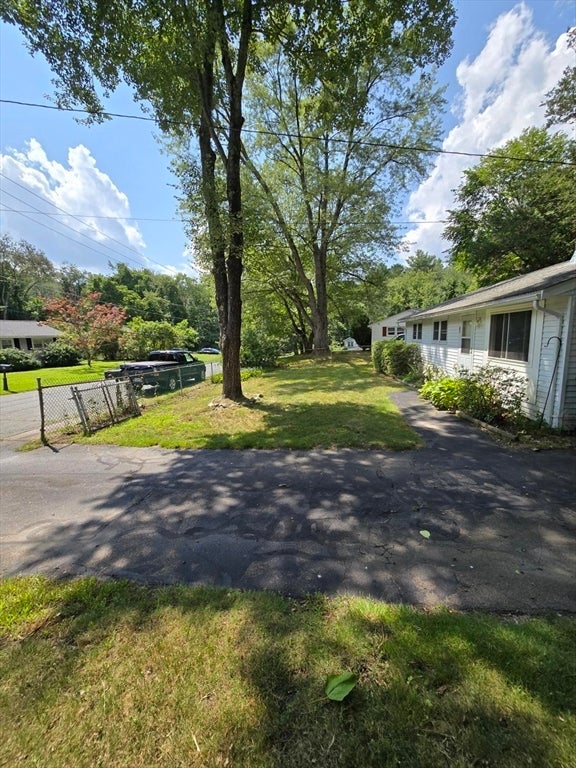41 Potter Dr, Bellingham, MA, 41 Potter Dr, Bellingham, MA Photo #2