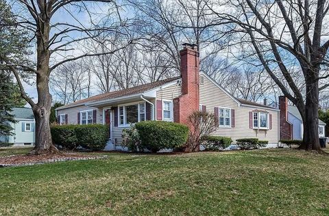 Photo of 111 Lumae Street #1, Springfield, MA 01119 (MLS # 73458772)