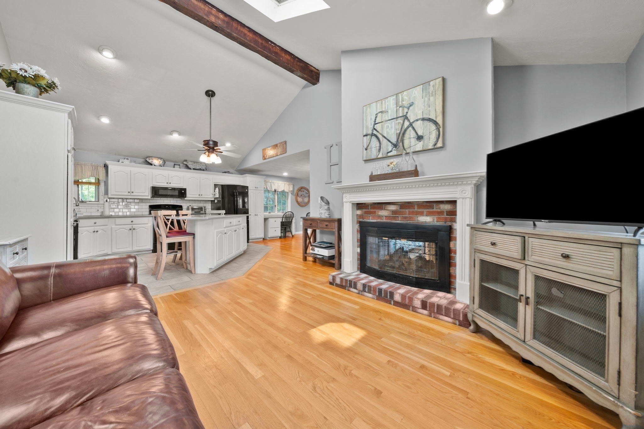 31 Columbus Road, Woburn, MA, 31 Columbus Road, Woburn, MA Photo #16