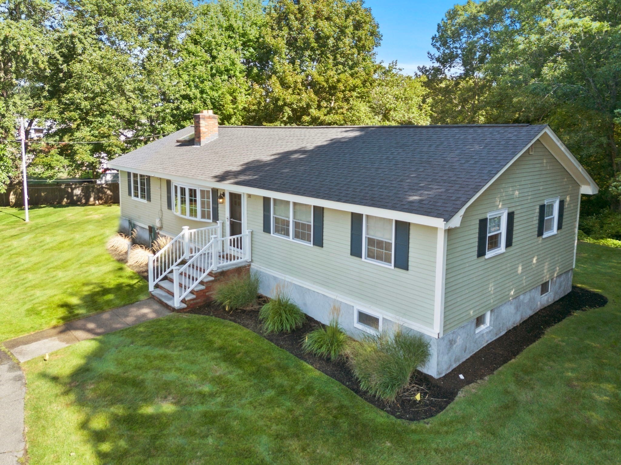 31 Columbus Road