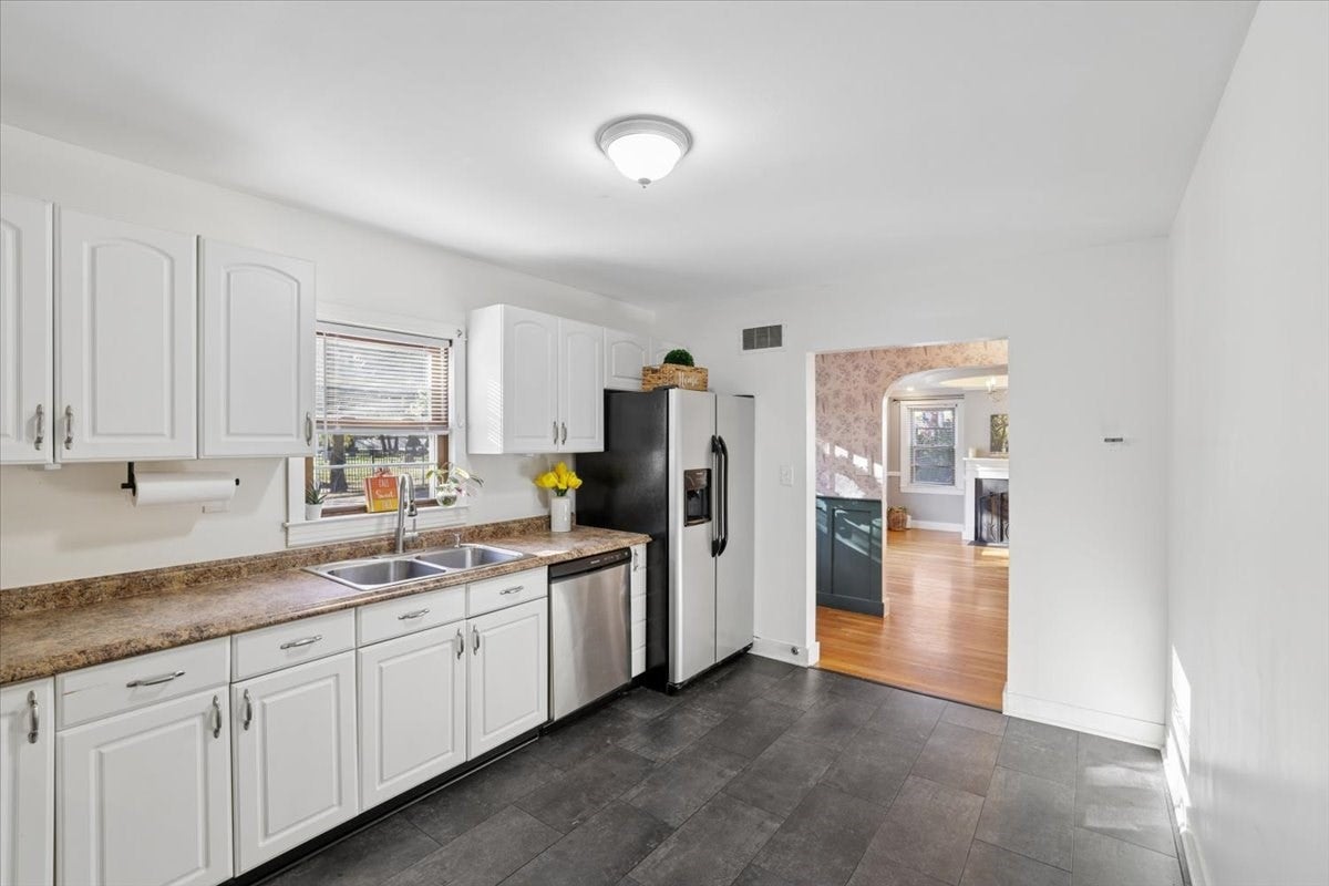 209 West Hollis St, Nashua, NH, 209 West Hollis St, Nashua, NH Photo #7