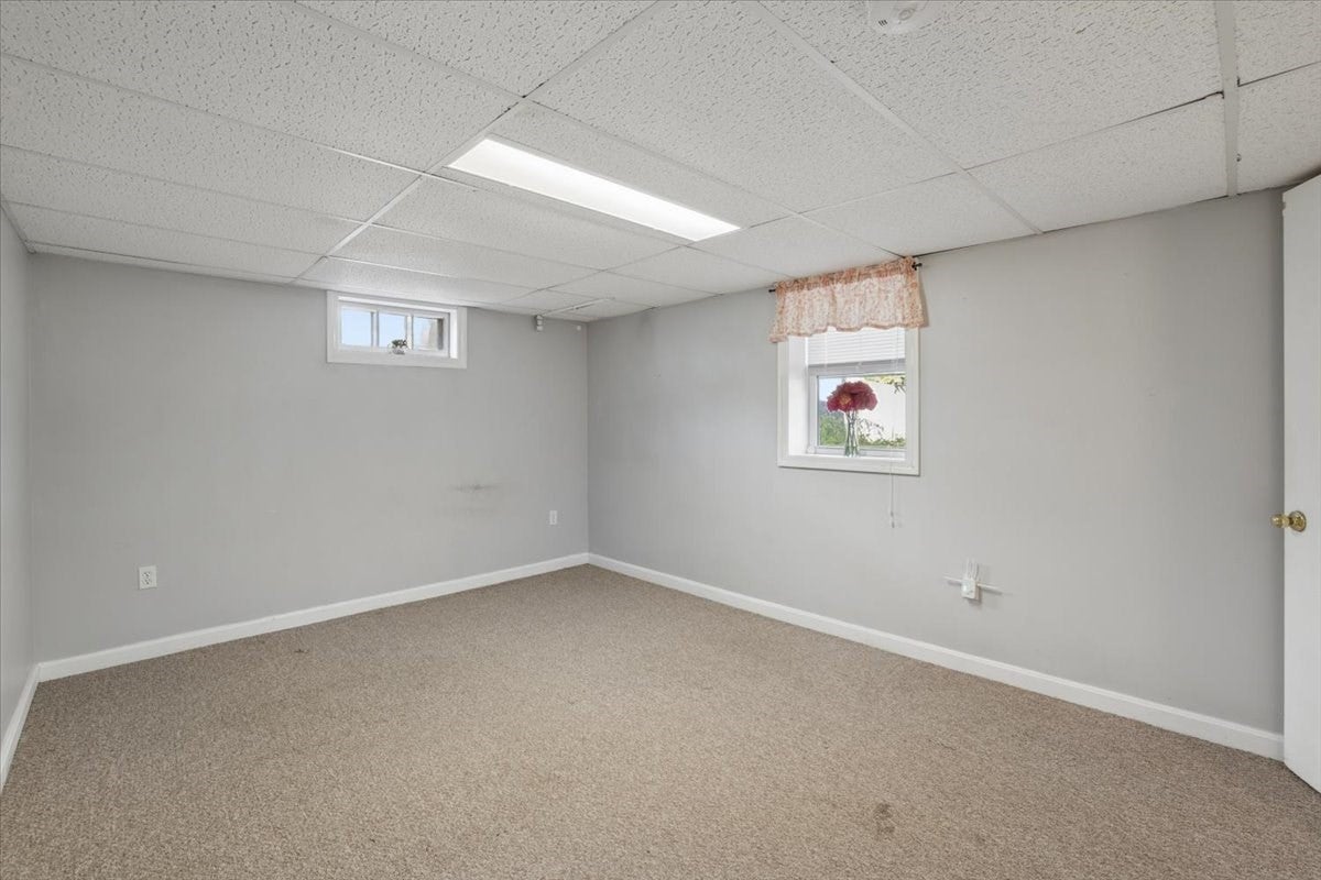 209 West Hollis St, Nashua, NH, 209 West Hollis St, Nashua, NH Photo #23