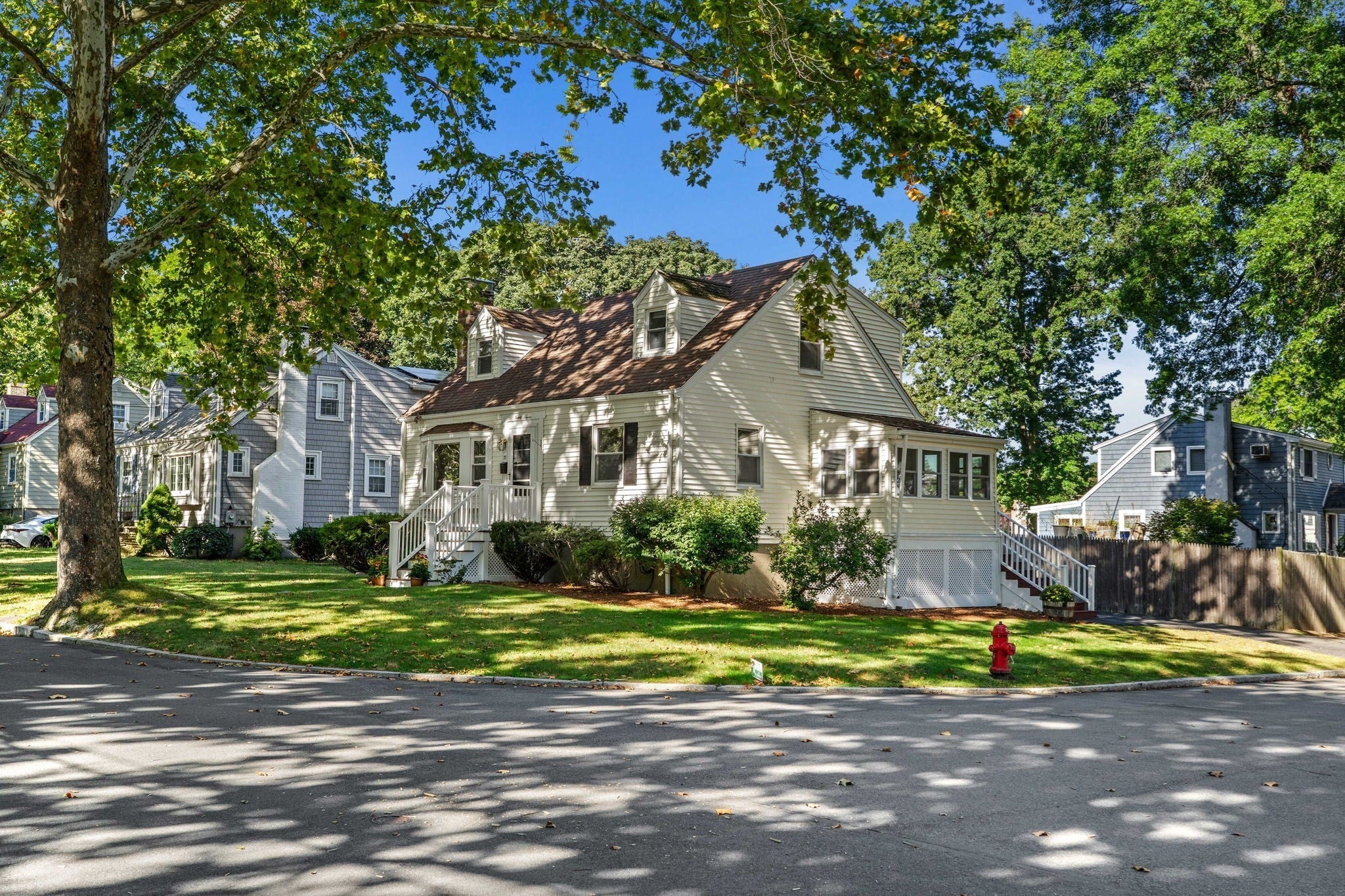 27 Sycamore Road