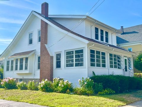 Photo of 137 Boylston St, Brockton, MA 02301 (MLS # 73443005)