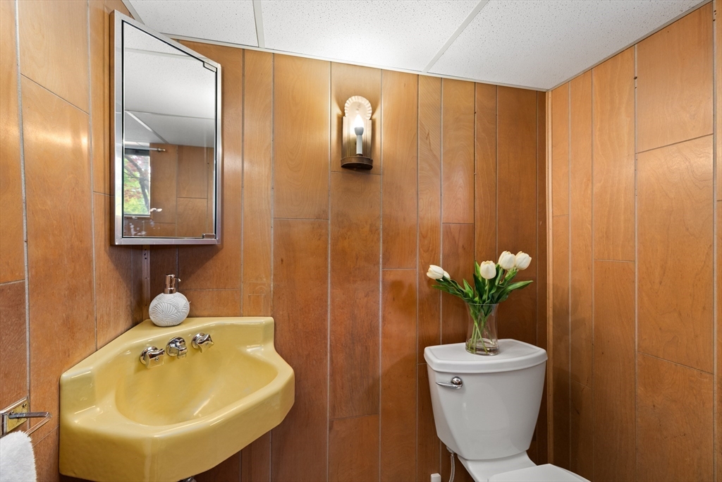 185 Franklin St, Stoneham, MA Photo #30