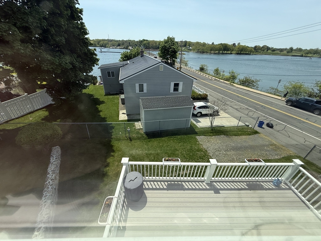 94 Kernwood Ave