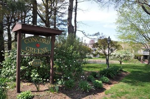 Photo of 21 Concord Green #8, Concord, MA 01742 (MLS # 73481110)