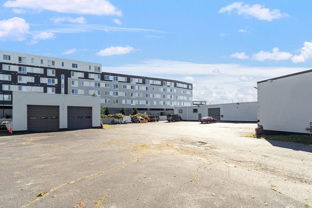 260-276 Lynnway