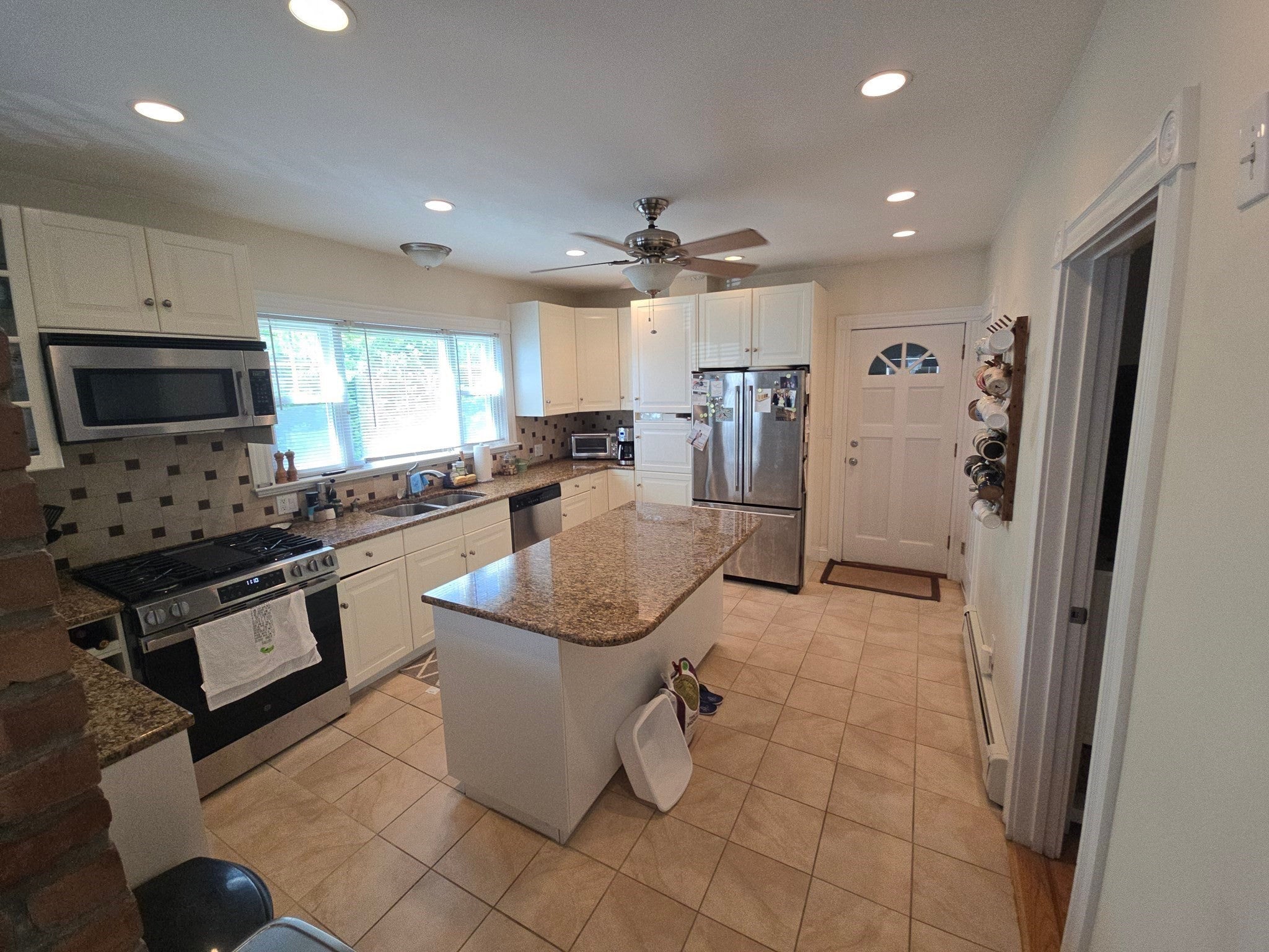 146 Hillside Road #1, Watertown, MA, 146 Hillside Road #1, Watertown, MA Photo #5