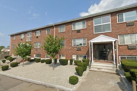 Photo of 71 Pond St #21A, Quincy, MA 02169 (MLS # 73461970)