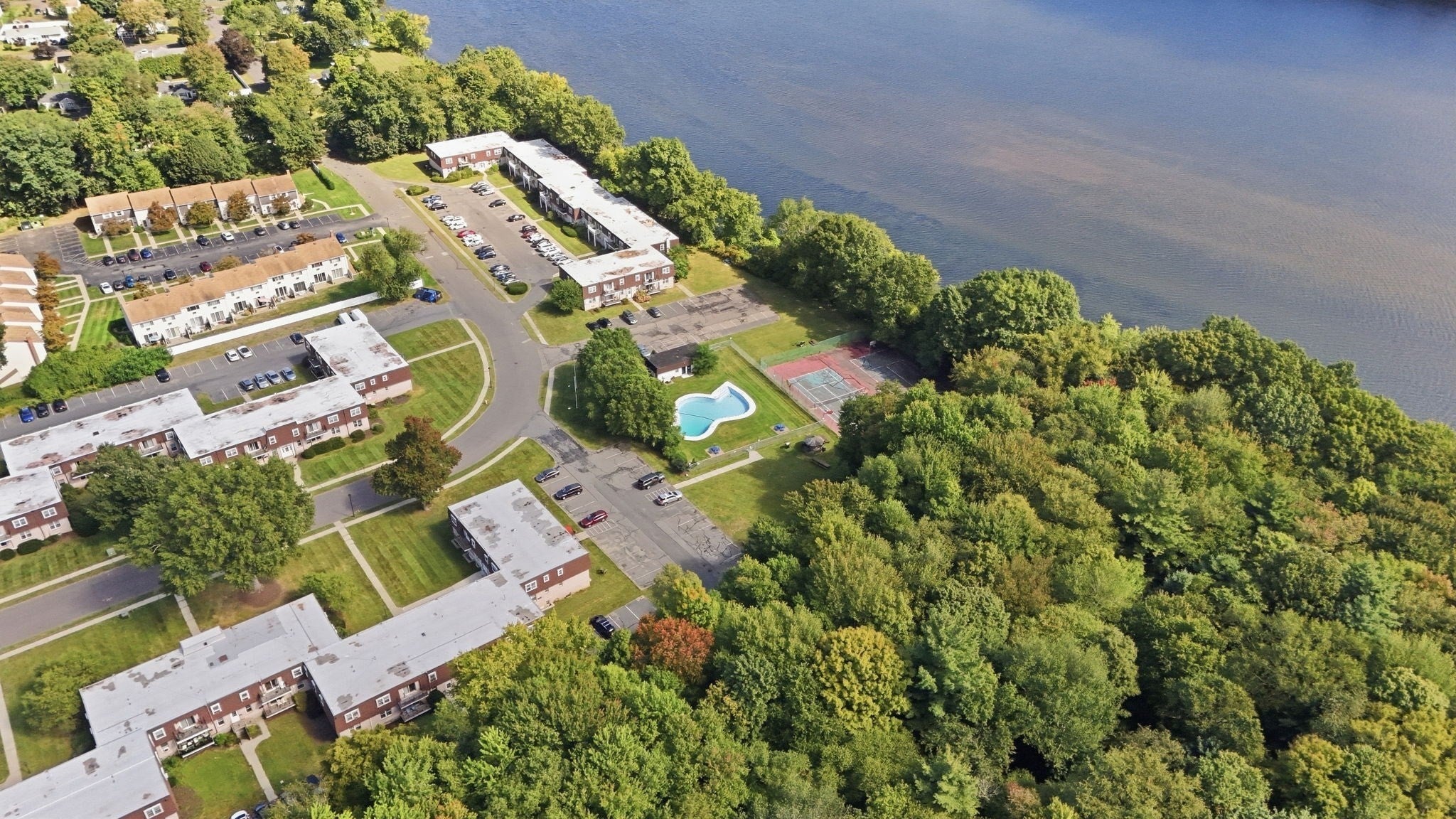 144 Autumn ST #E, Agawam, MA, 144 Autumn ST #E, Agawam, MA Photo #32