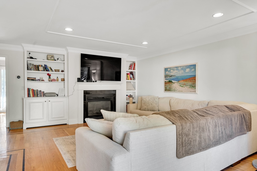 34 N Main St 3
