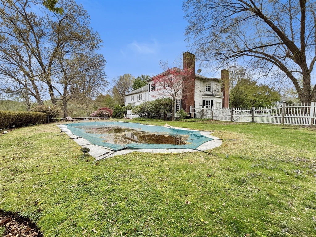 32 Solomon Pierce Road