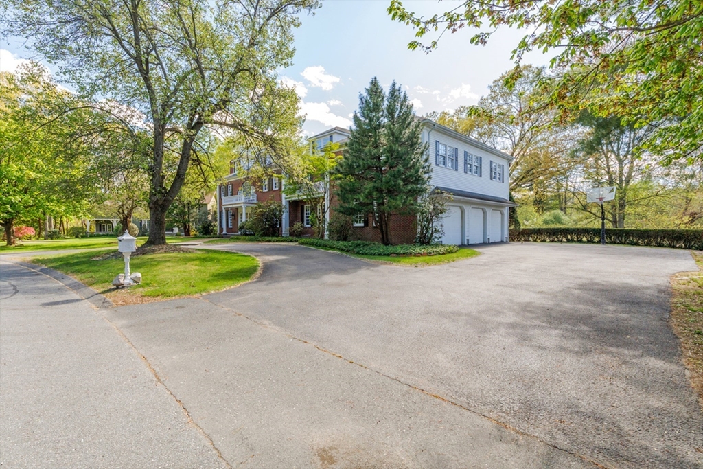 32 Solomon Pierce Road