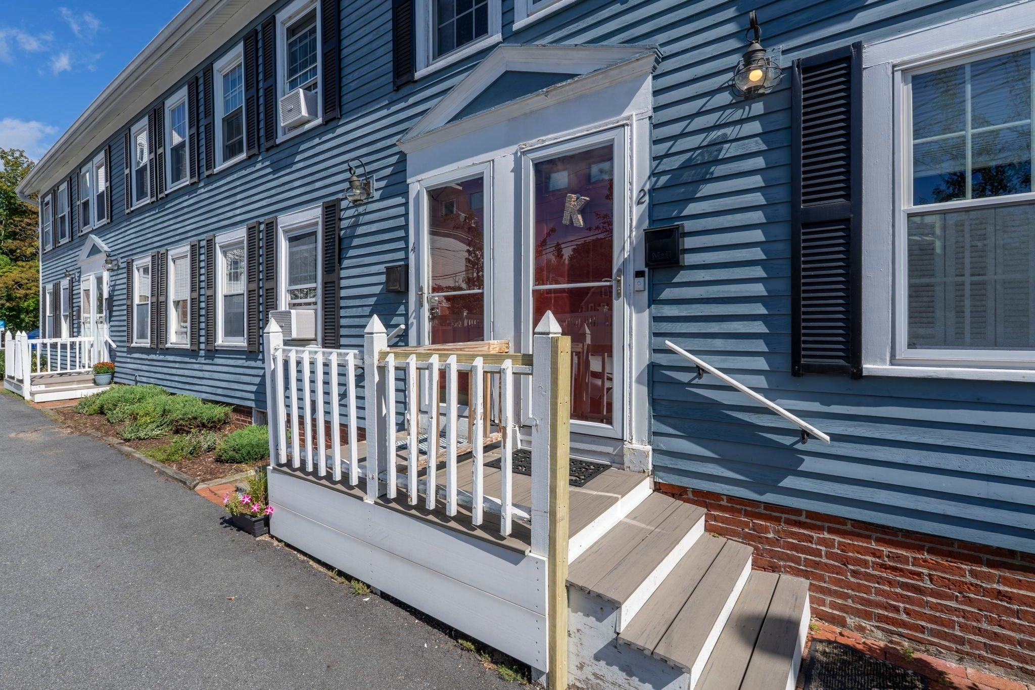 Photo of 4 Rowells Ct #C, Amesbury, MA