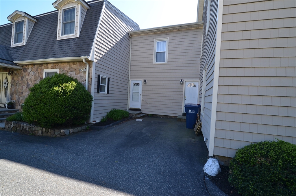 33 W Emerson St 1