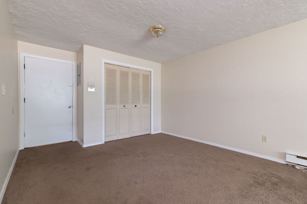 180 Main St 4103