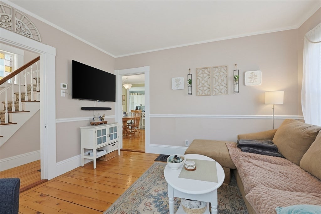 2 Dearborn Ave, Beverly, MA, 2 Dearborn Ave, Beverly, MA Photo #13