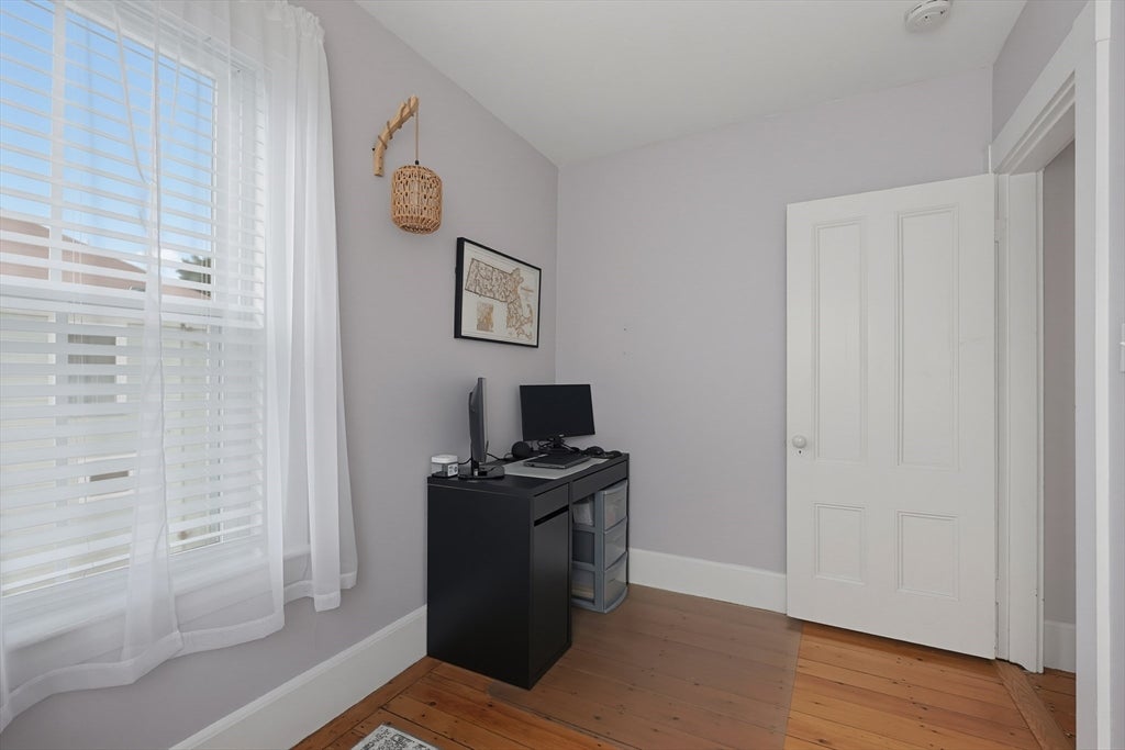 2 Dearborn Ave, Beverly, MA, 2 Dearborn Ave, Beverly, MA Photo #32