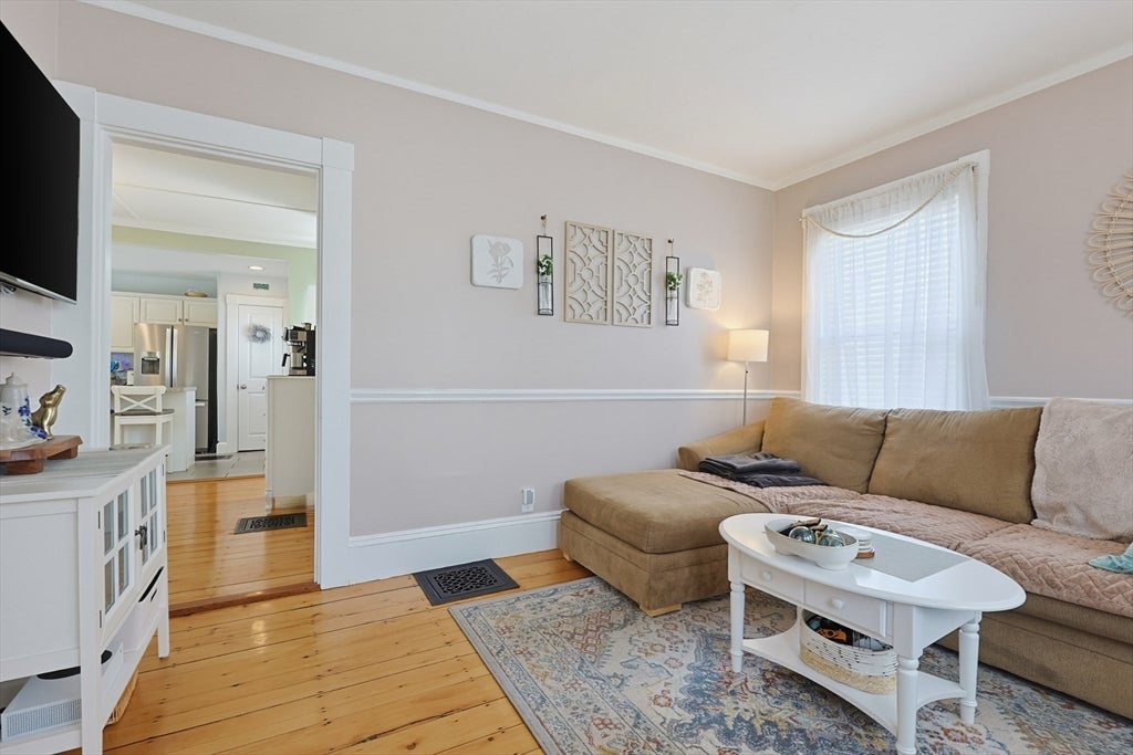 2 Dearborn Ave, Beverly, MA, 2 Dearborn Ave, Beverly, MA Photo #12