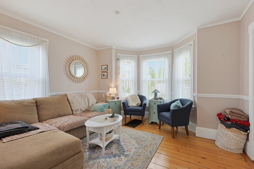 2 Dearborn Ave, Beverly, MA, 2 Dearborn Ave, Beverly, MA Photo #11