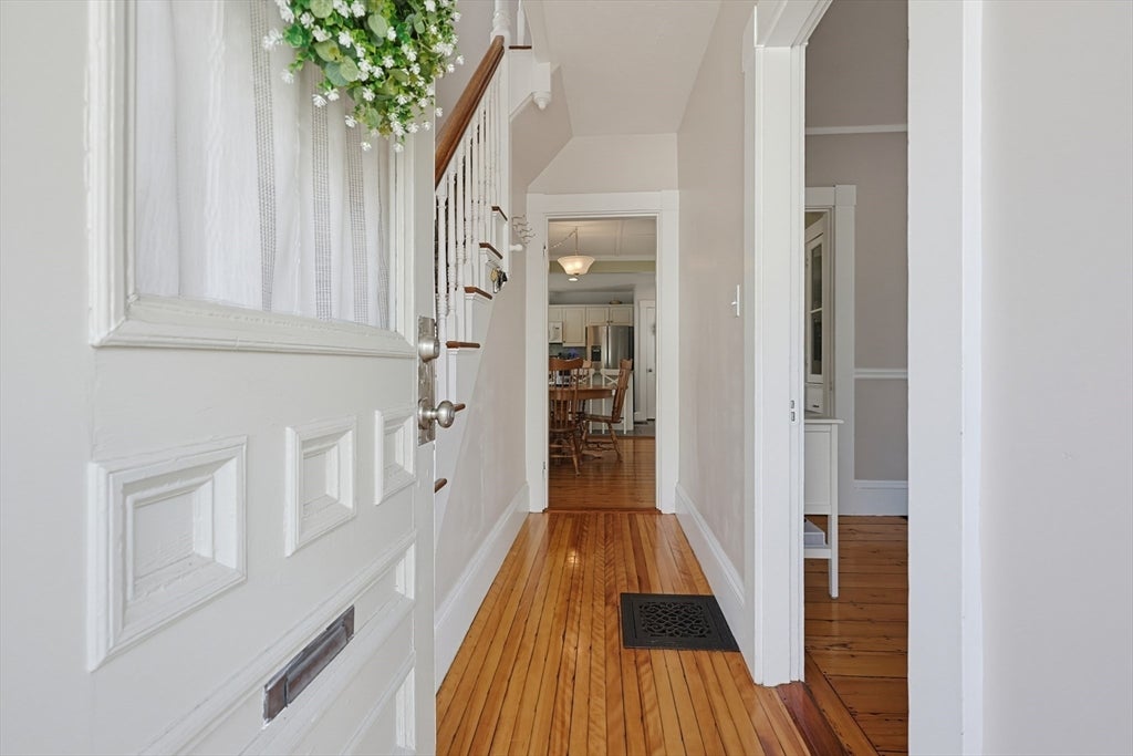 2 Dearborn Ave, Beverly, MA, 2 Dearborn Ave, Beverly, MA Photo #9