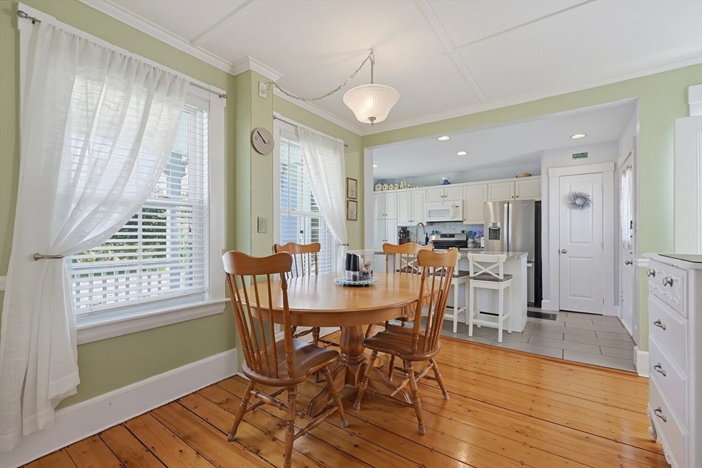 2 Dearborn Ave, Beverly, MA, 2 Dearborn Ave, Beverly, MA Photo #15