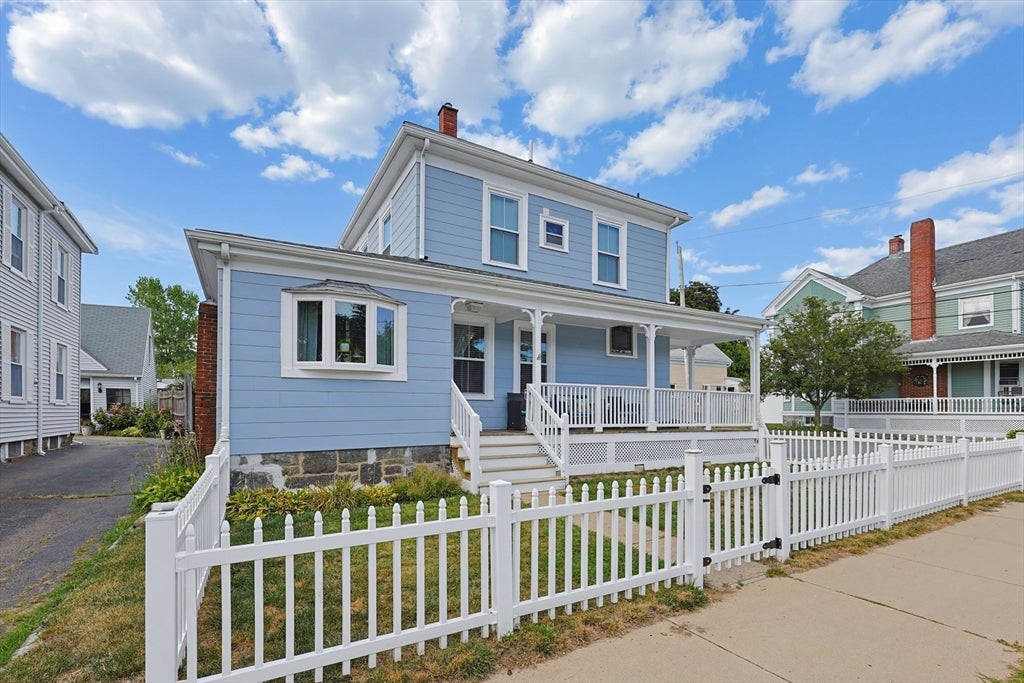 2 Dearborn Ave
