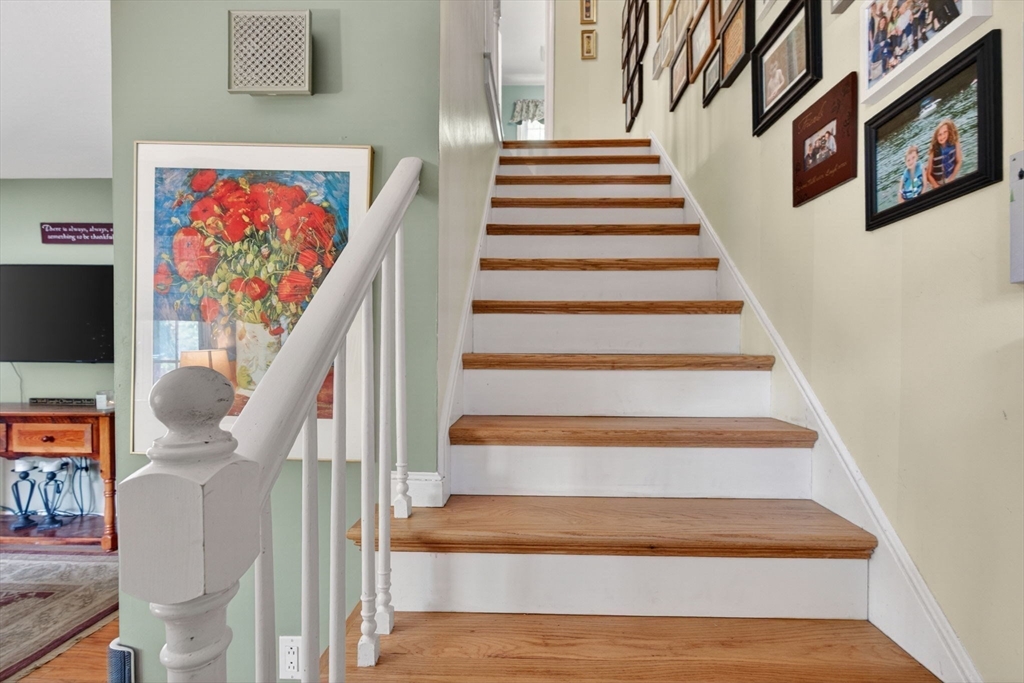 8 Amvet Dr #1, Plainville, MA Photo #15