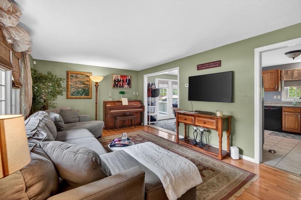 8 Amvet Dr #1, Plainville, MA Photo #14