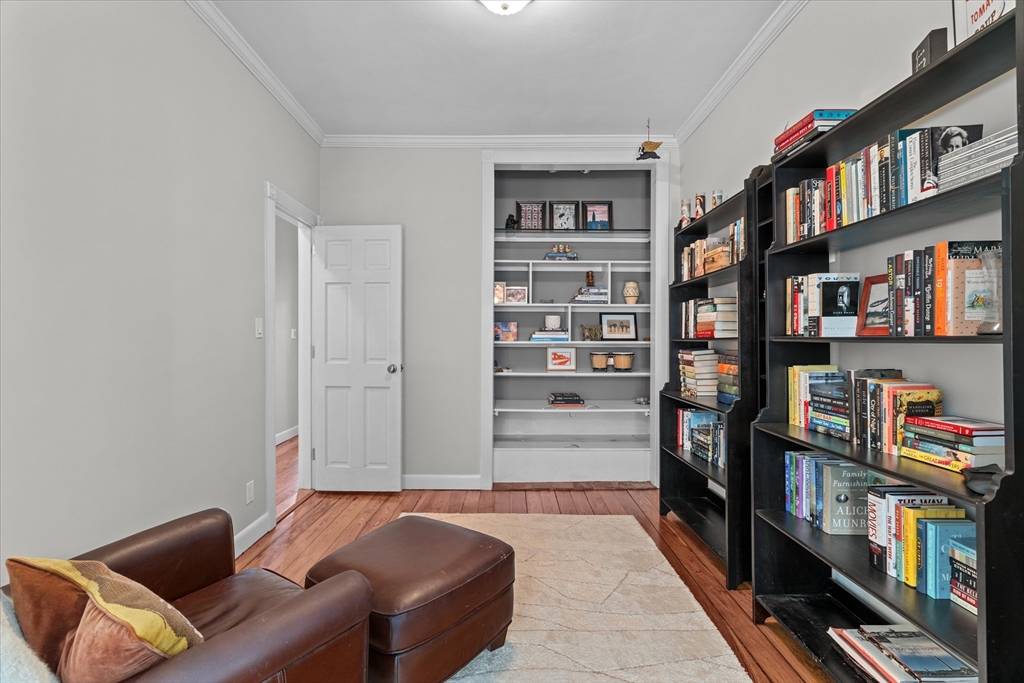 112 Union Park St 1