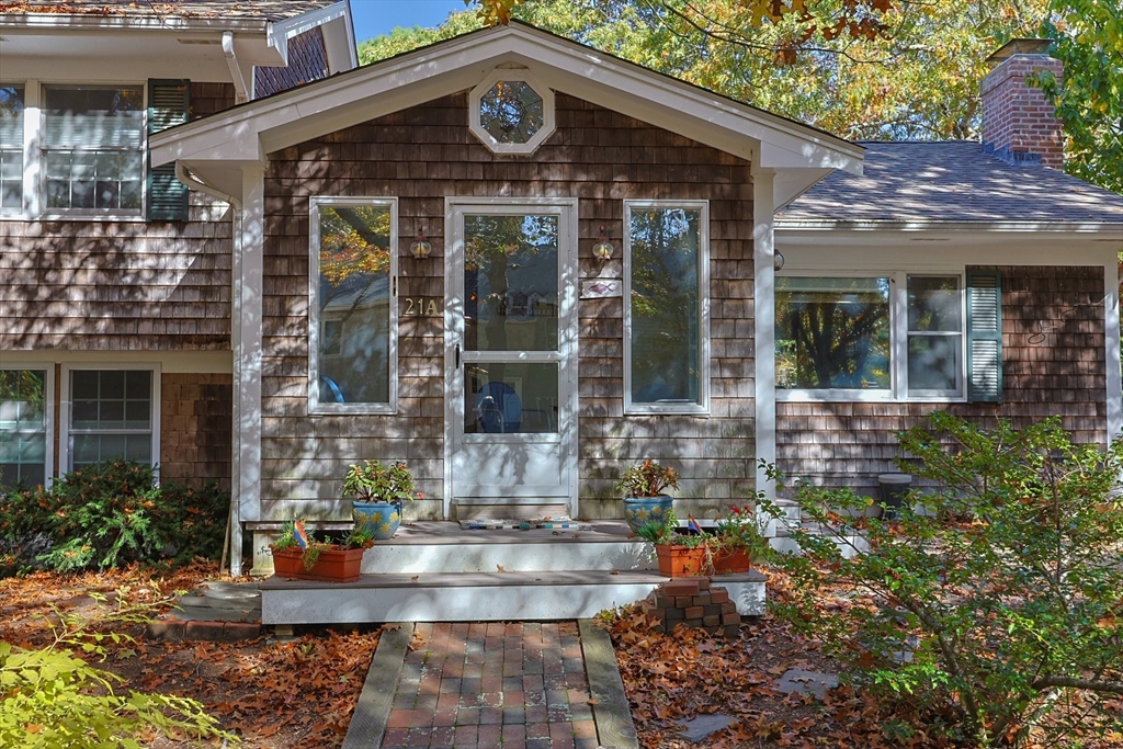21 Nelson Avenue Unit A