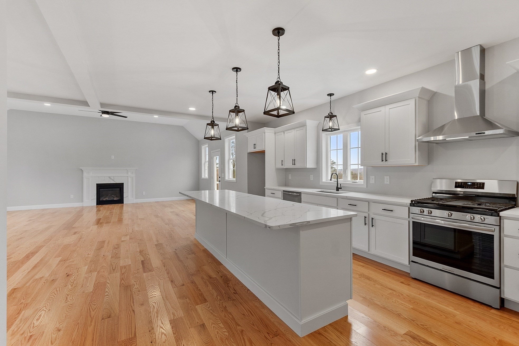 71 Willard RD, Ashburnham, MA Photo #13