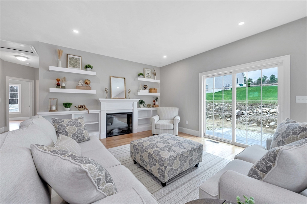 21 Boot Shop Road 21