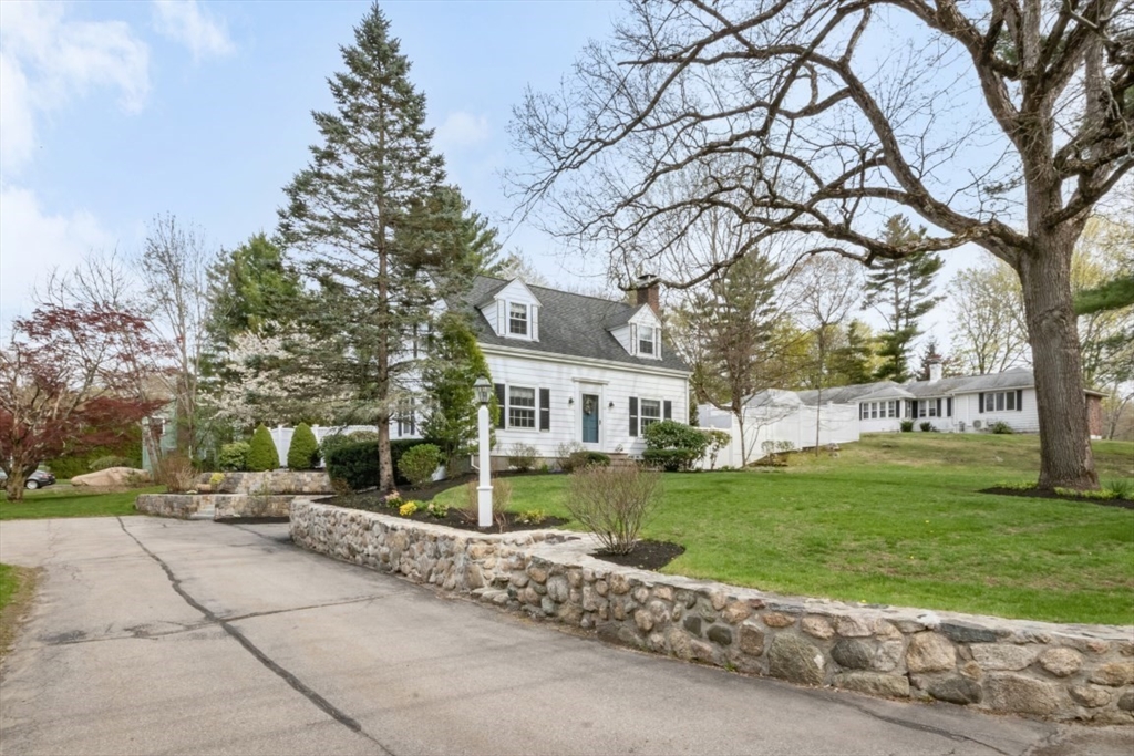 251 Lincoln St
