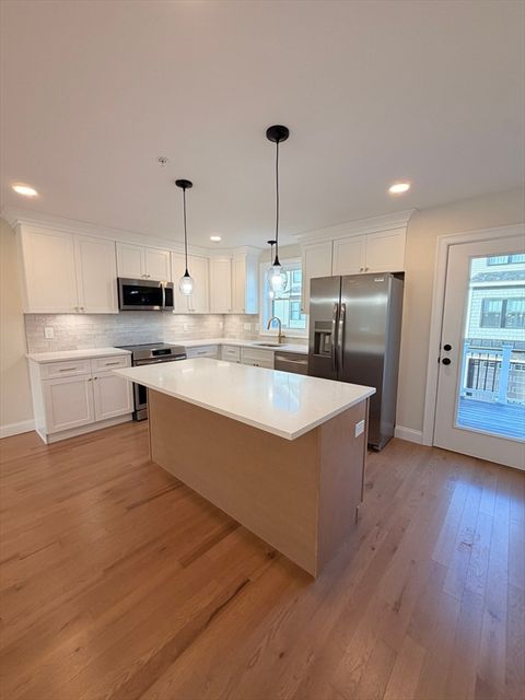 9 Acton Rd 8 Chelmsford MA 01824