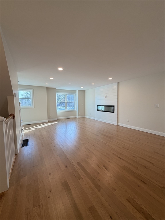 9 Acton Rd 8