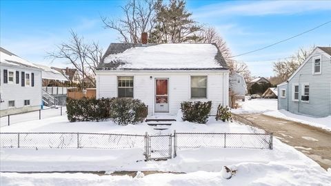 Photo of 13 Hawthorne St, Fairhaven, MA 02719 (MLS # 73478776)