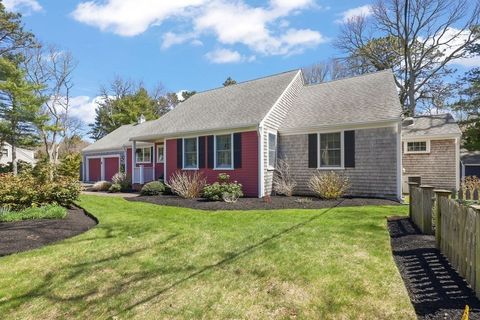 Photo of 170 Sturbridge Drive, Barnstable, MA 02655 (MLS # 73503159)