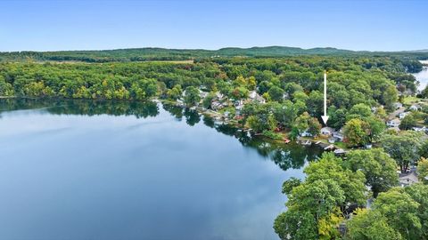 27 Lakeview St Southwick MA 01077