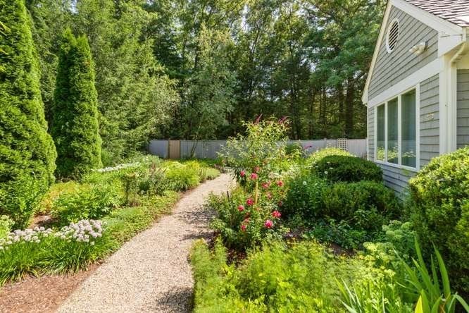 125 Bristers Hill, Concord, MA Photo #32