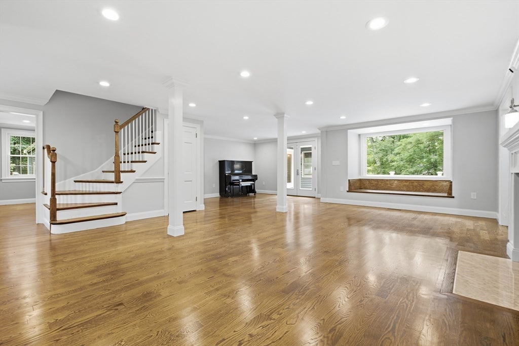 56 Arrowhead Rd