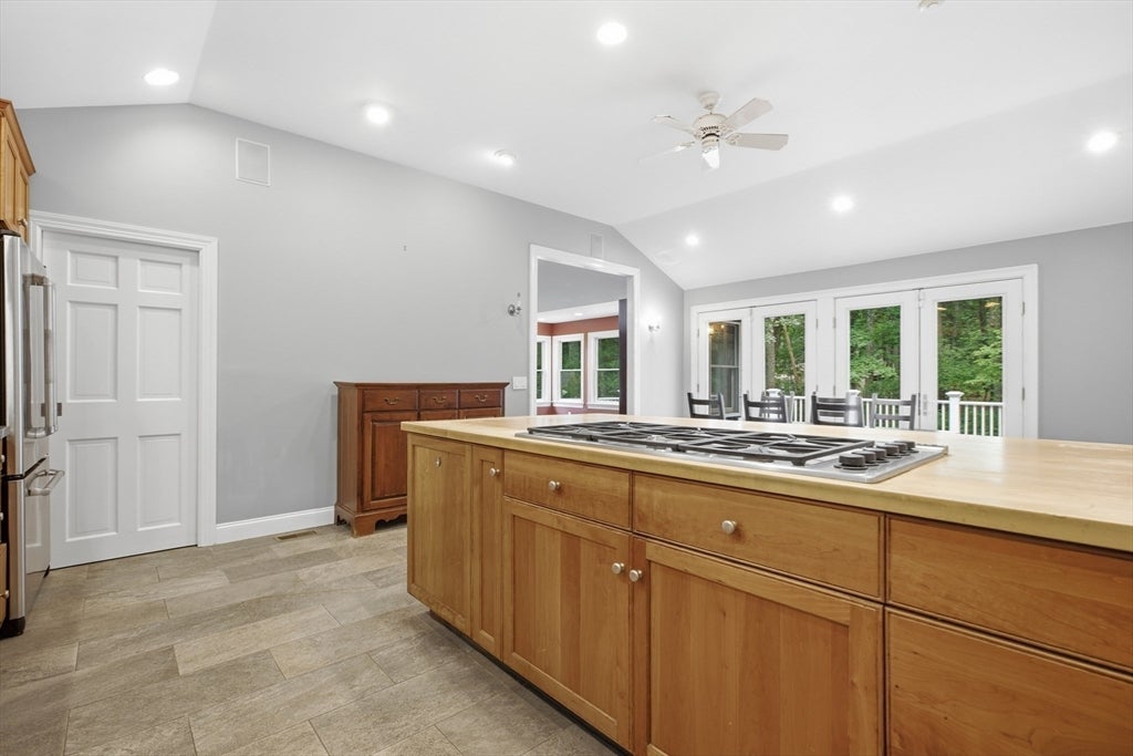 56 Arrowhead Rd, Weston, MA, 56 Arrowhead Rd, Weston, MA Photo #20